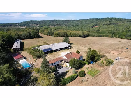 vente maison 9 pièces 205 m² à saint-martial-de-nabirat (24250)  495 000 €