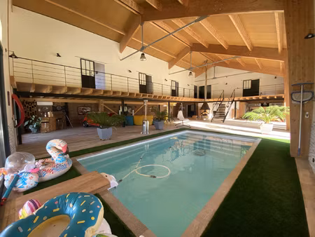 villa de 535m2 située à lacassagne