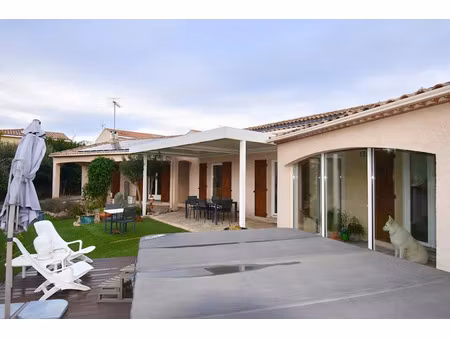 vente maison 5 pièces 183 m² à meze (34140)  670 000 €