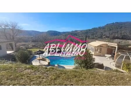 propriété avec 2 gîtes et piscine