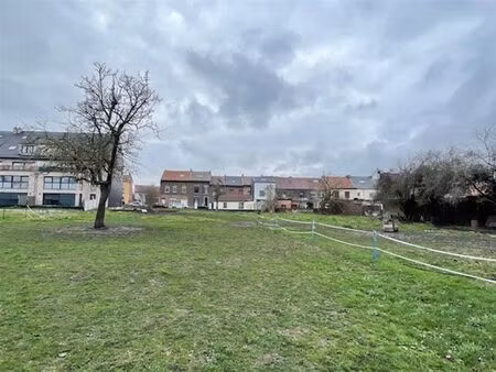 terrain à vendre de 2703 m² à châtelet (vam27037)