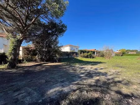 vente terrain 582 m² à dax (40100)  92 500 €