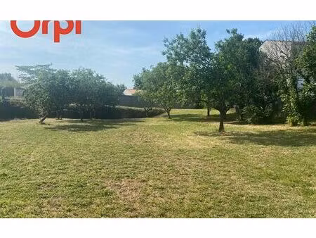 terrain saint-agnant m² t- à vendre  99 000 €