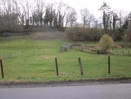 terrain à bâtir dans un cadre paisible