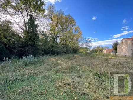 vente terrain 2863 m² aouste-sur-sye (26400)