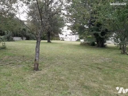 terrain 2113 m² chalezeule