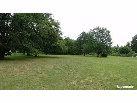 terrain à bâtir 846 m²