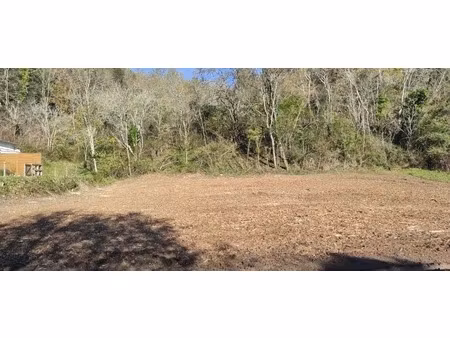 terrain à bâtir trés proche centre ville de lalinde au calme