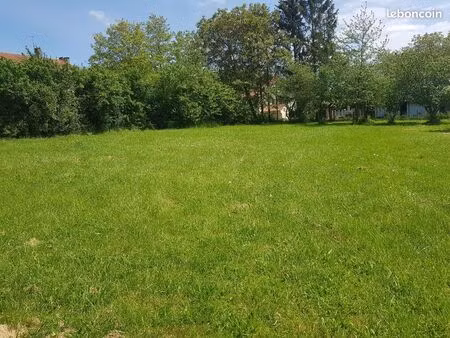 terrain à bâtir 14 08 ares