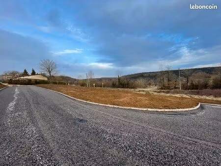 nouveau terrain à bâtir viabilisé libre de constructeur preny