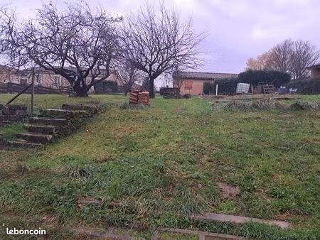 terrain 701 m² val revermont