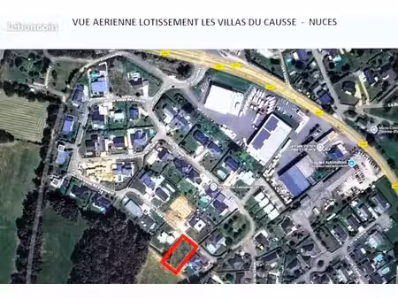 terrain 806 m² valady