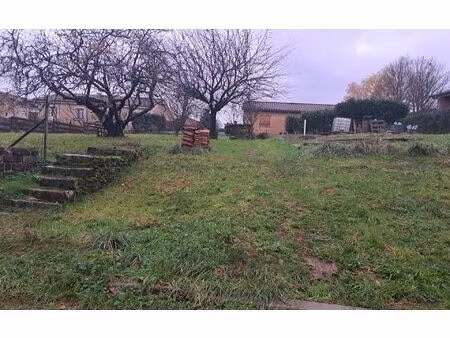 terrain treffort-cuisiat 701 m² t-0 à vendre  52 000 €