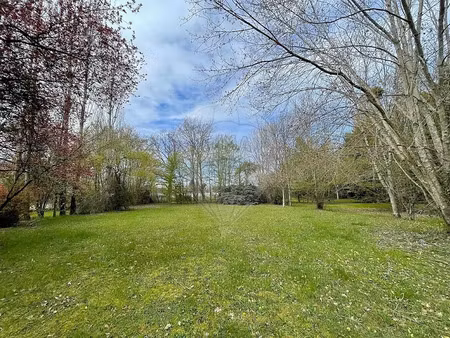 vente terrain 3150 m² à vendat (03110)  130 000 €