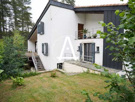 coup de foudre à st ferréol - maison d'architecte - garage -