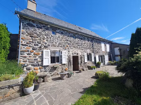 maison t4 près de laveissenet à vendre