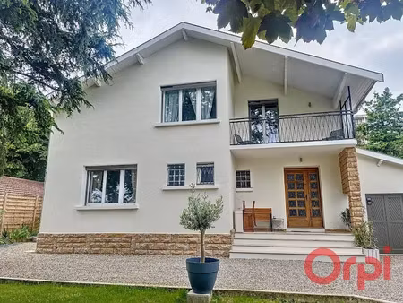 vente maison 5 pièces 146 m² à decines-charpieu (69150)  575 000 €