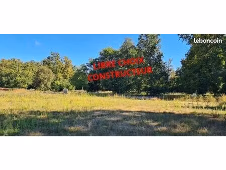terrain 1 pièce 518 m²