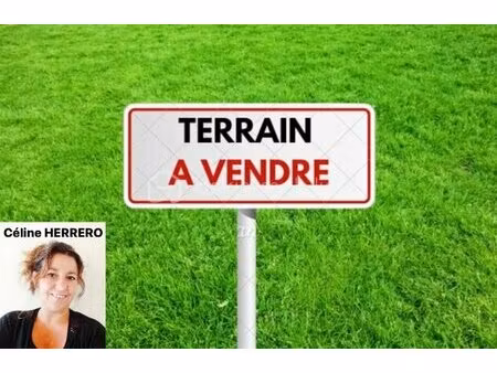 terrain de 2 215 m² à davezieux