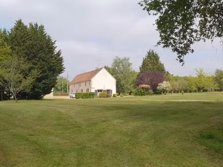 château à rafraichir à saint-brisson-sur-loire