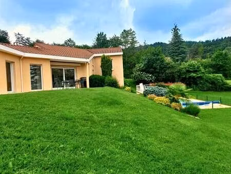 villa de luxe à vendre à saint-paul-en-cornillon : 599 000 € | 221m²