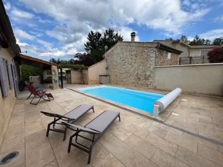 vente villa 6 pièces 171 m² à montagnac-montpezat (04500)  380 000 €