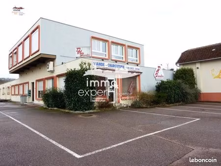 local boucherie 211 m²