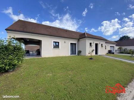 propriété 6 pièces 146 m²