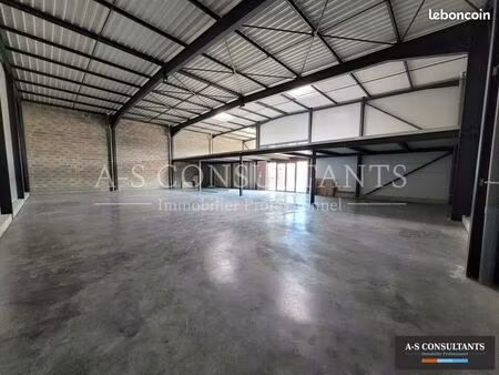 local commercial 400 m²