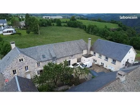 maison 14 pièces 370 m²