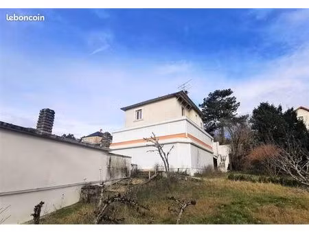 maison 7 pièces 245 m²