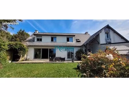 villa 12 pièces 230 m²
