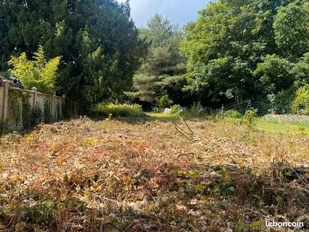 terrain 1147 m² saint etienne au mont