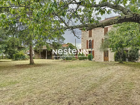 a vendre maison pavie 6 pièces 158 m2 jardin clôturé