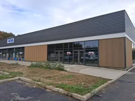 local commercial artix