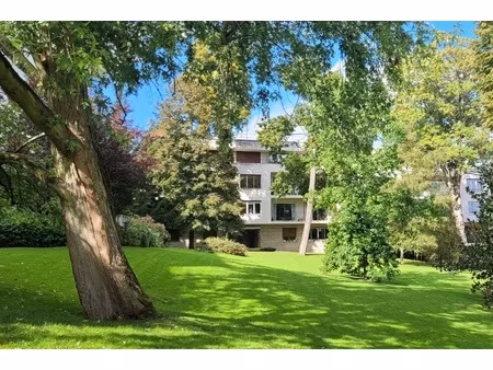appartement 5 pièces - 149 m²