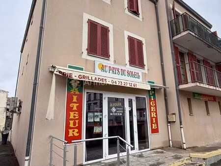 vente local commercial 182 m2 à aubière