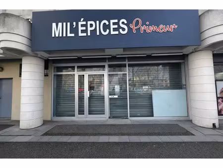 location commerce evry courcouronnes 91080