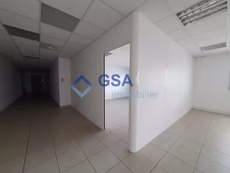 location bureau grigny 91350