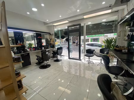 fonds de commerce salon de coiffureesthetique paris 40 m2