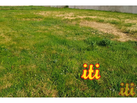 terrain proche bourg sainte foy