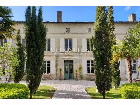 prestigieuse maison en vente archiac  nouvelle-aquitaine