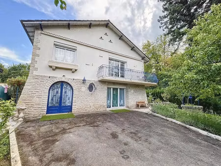 vente maison 7 pièces 159 m² à saint-pantaléon-de-larche (19600)  259 000 €