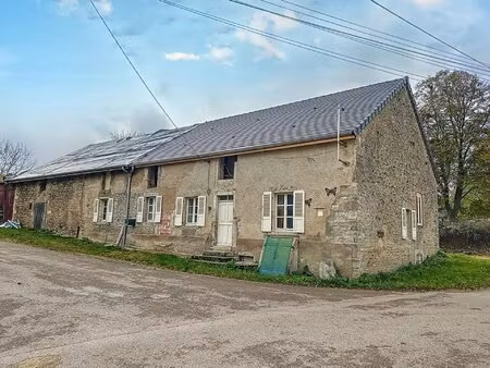 auxois sud  belle longère en cours de rénovation