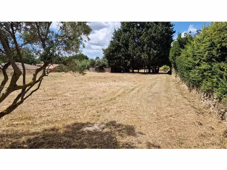 terrain saint chamas 512 m2