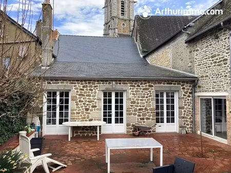 vente maison 9 pièces 180 m2 à courcité