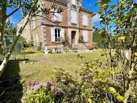 vente propriété 7 pièces 227 m2 à saint-ellier-les-bois