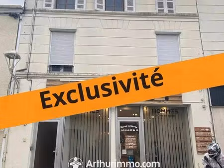 vente immeuble 6 pièces 146 m2 à matha