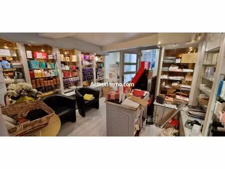 vente fonds de commerce 3 pièces 60 m2 à draguignan