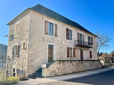 vente maison de village 5 pièces 166 m2 à concorès